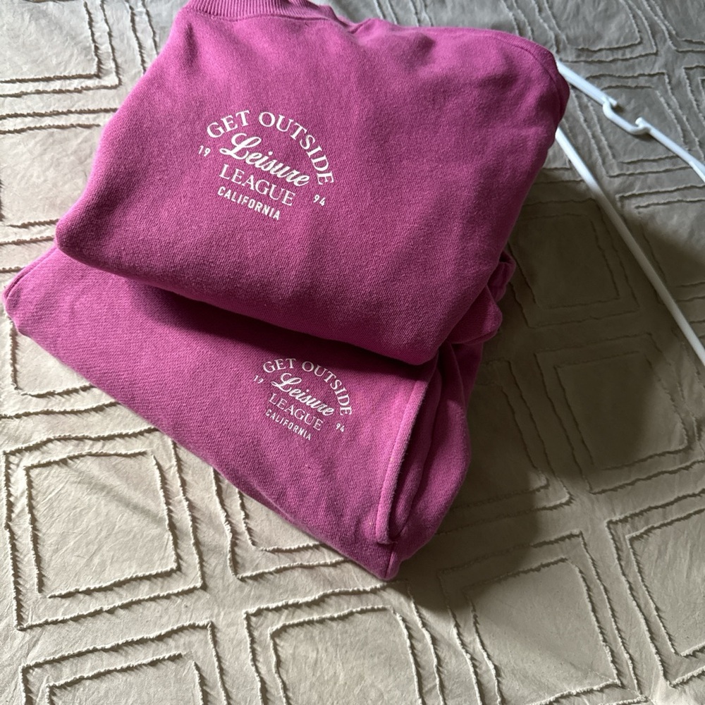 Old Navy Pink Sweatshirt